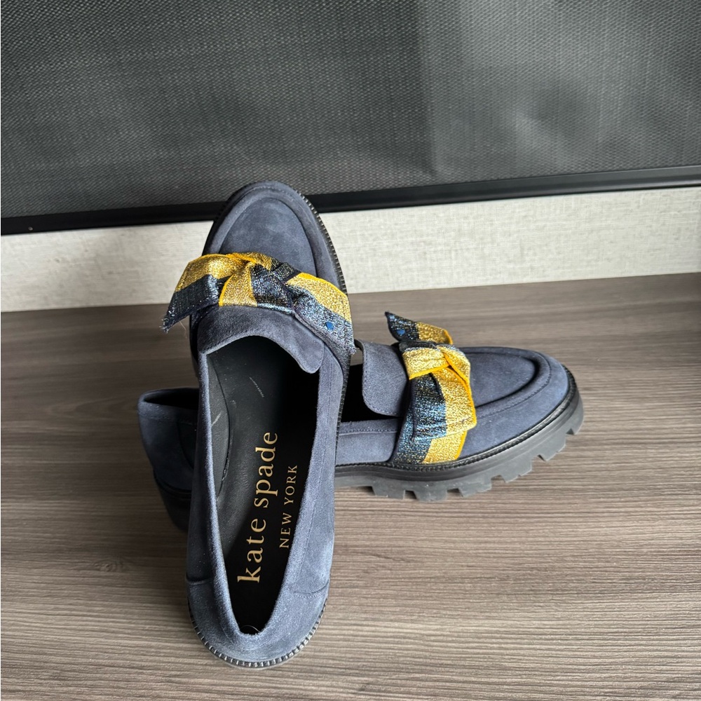 Never worn-Kate Spade Navy and Yellow Bow Loafers
